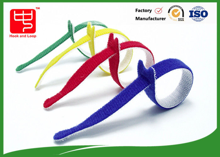 Multi farbige Kabelbinder rollen, haken u. Form der Schleifen-Befestigungs-Kabelbinder-T